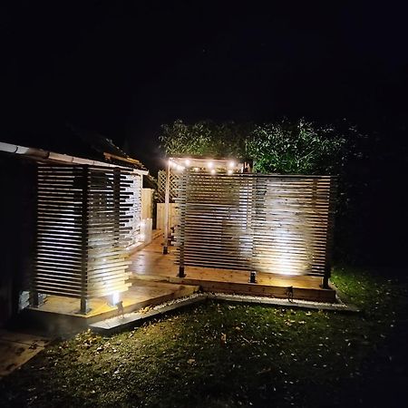 Gite 4 Personnes Avec Piscine Et Bain Nordique Proche Des Plages Du Debarquement Le Manoir  Exterior foto