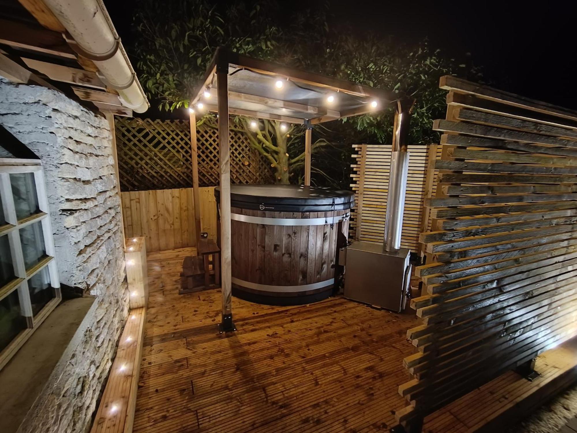 Gite 4 Personnes Avec Piscine Et Bain Nordique Proche Des Plages Du Debarquement Le Manoir  Exterior foto